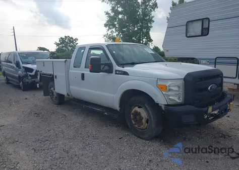 2011 Ford F-350 Xl z USA, uszkodzony, nr VIN 1FD7X3A62BEC97501